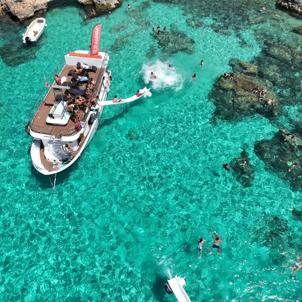 Boat trip around Comino, Malta gallery photo 5